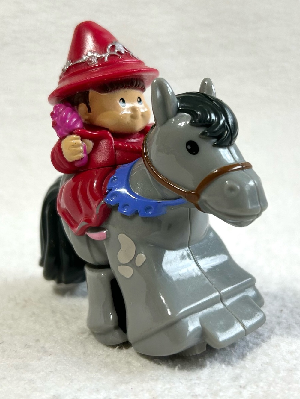 Fisher-Price Little People Klip Klop Princess Evie on Horse of Mike the Knight